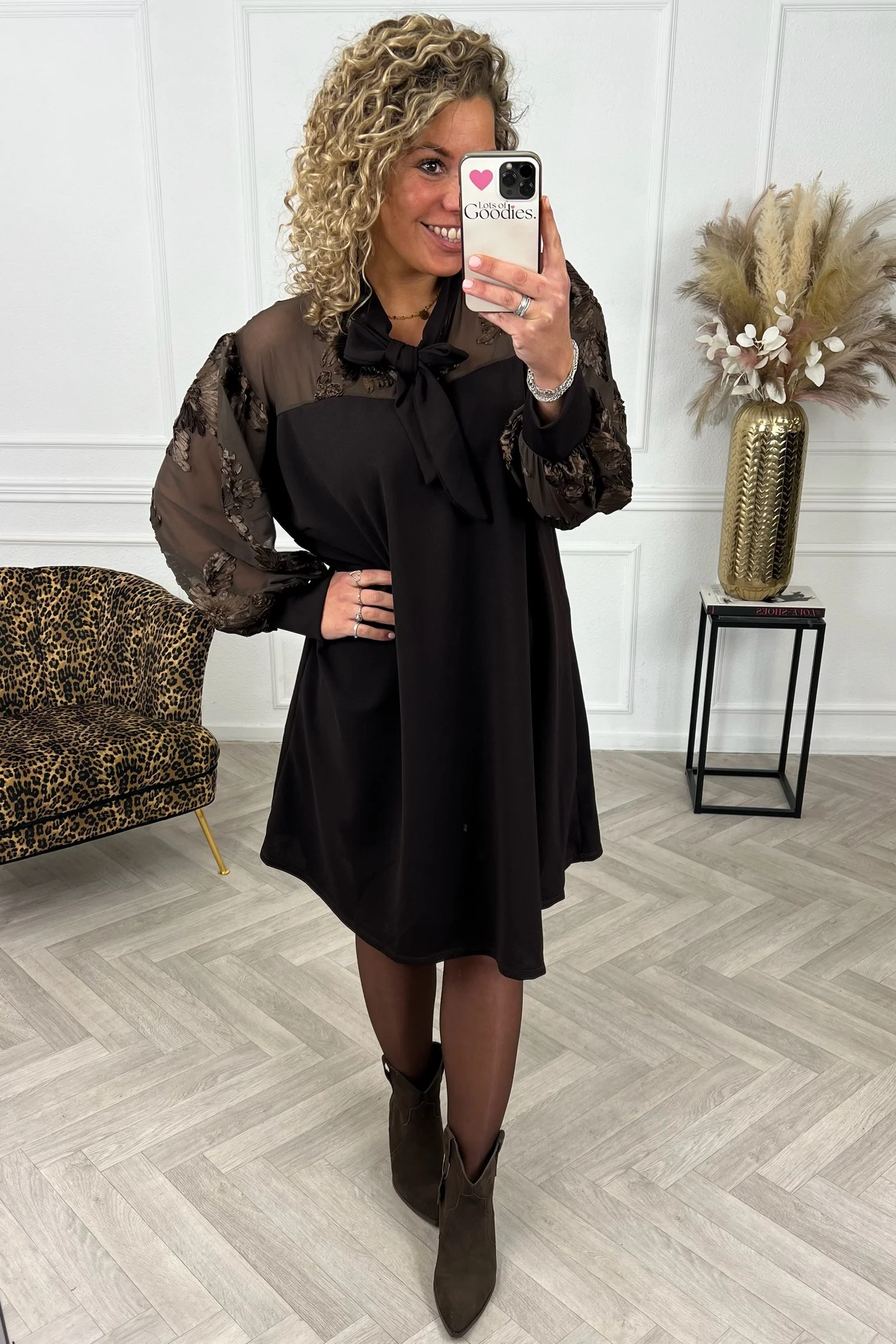 Sheere Flower Strik Dress - Brown