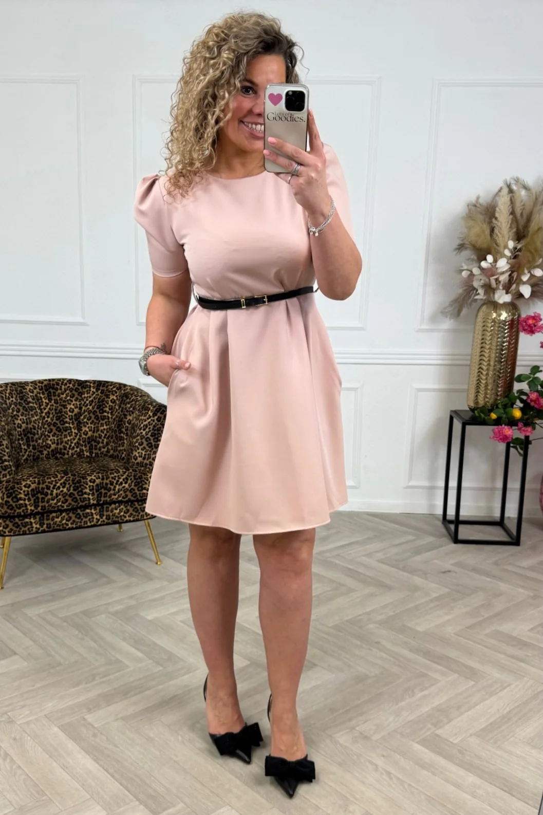 Short Classic Dress - Old Pink - Image 2