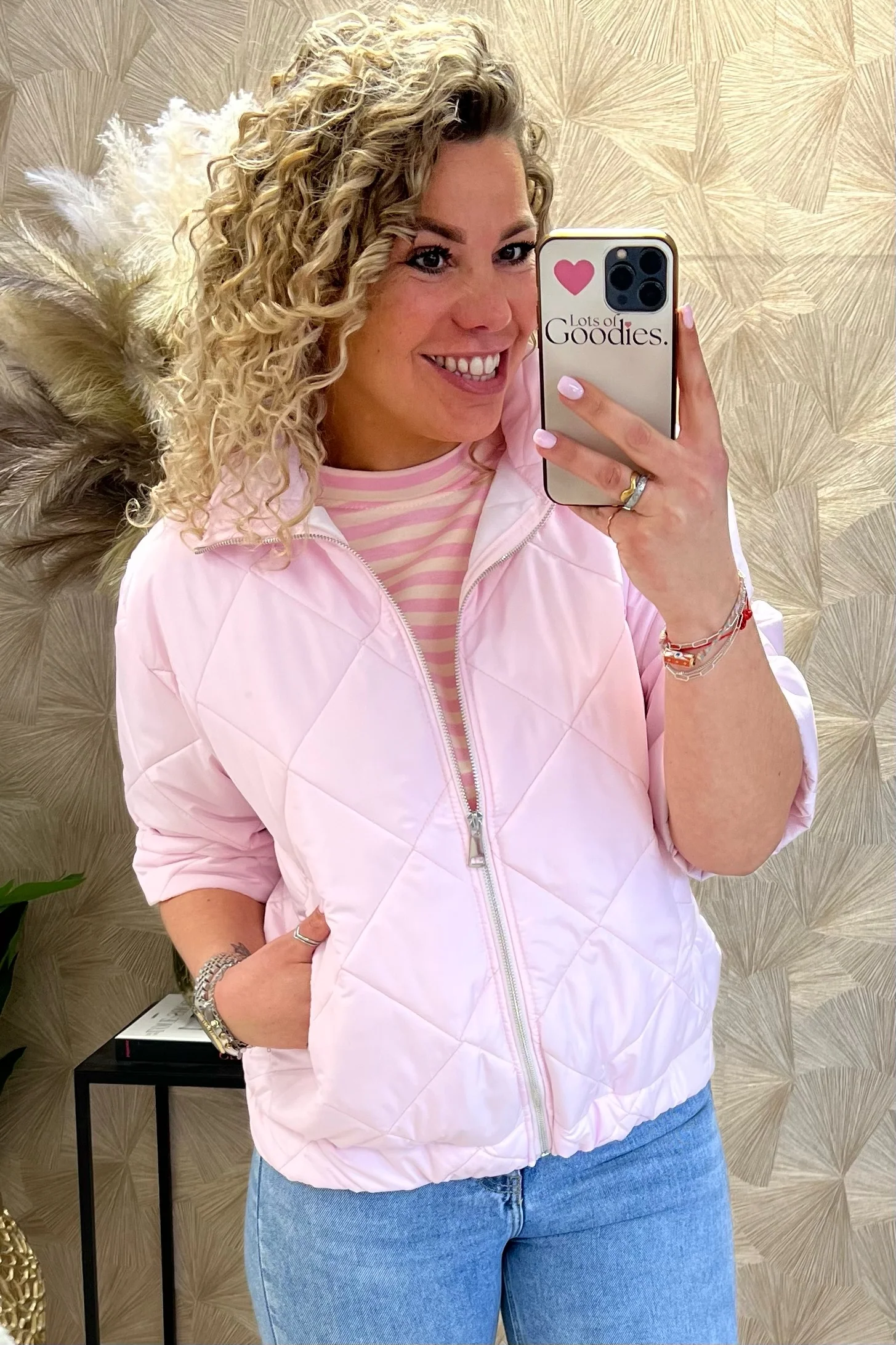 Short Sleeve Loes Bodywarmer - Light Pink - Image 5