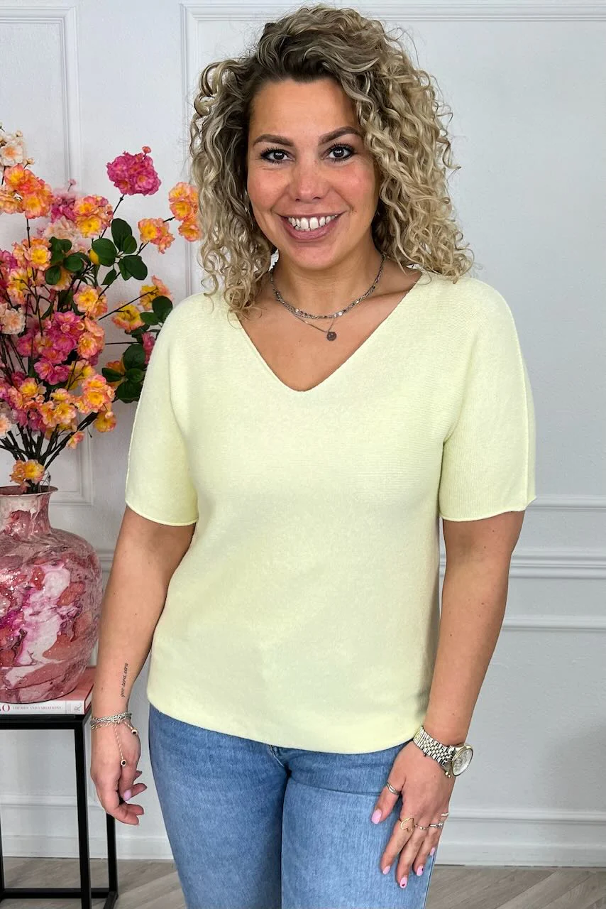Short Sleeve Macy V Sweater - Light Yellow - Image 3