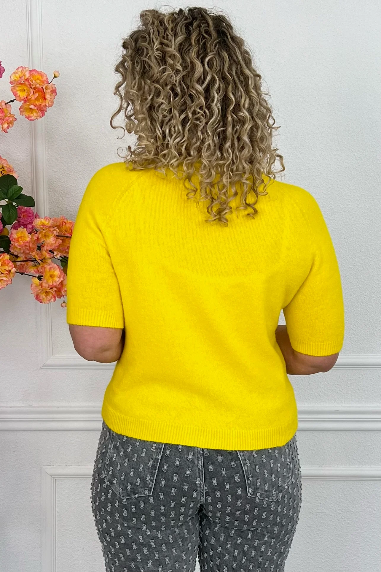 Short Sleeve Spring Sweater - Yellow - Image 4