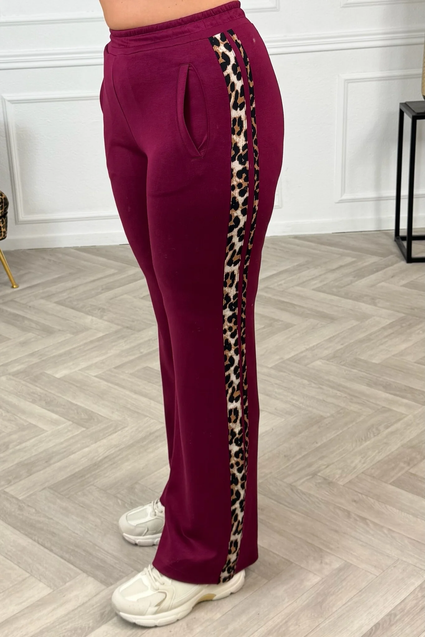 Sporty Leopard Jogging - Bordeaux - Image 6