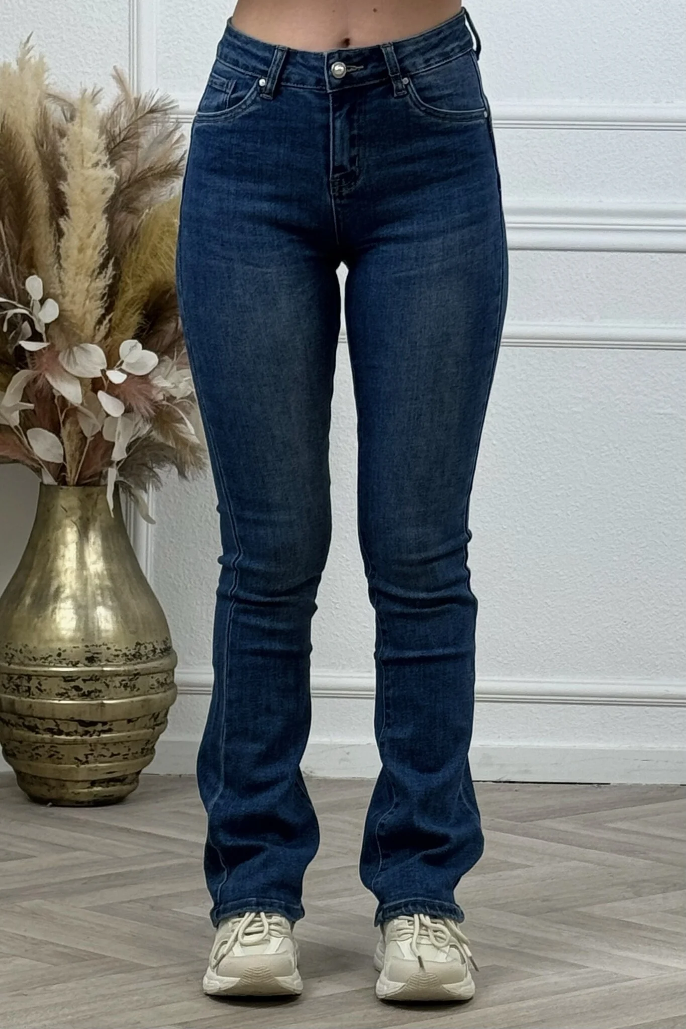 Straight Flared Jeans - Dark Blue