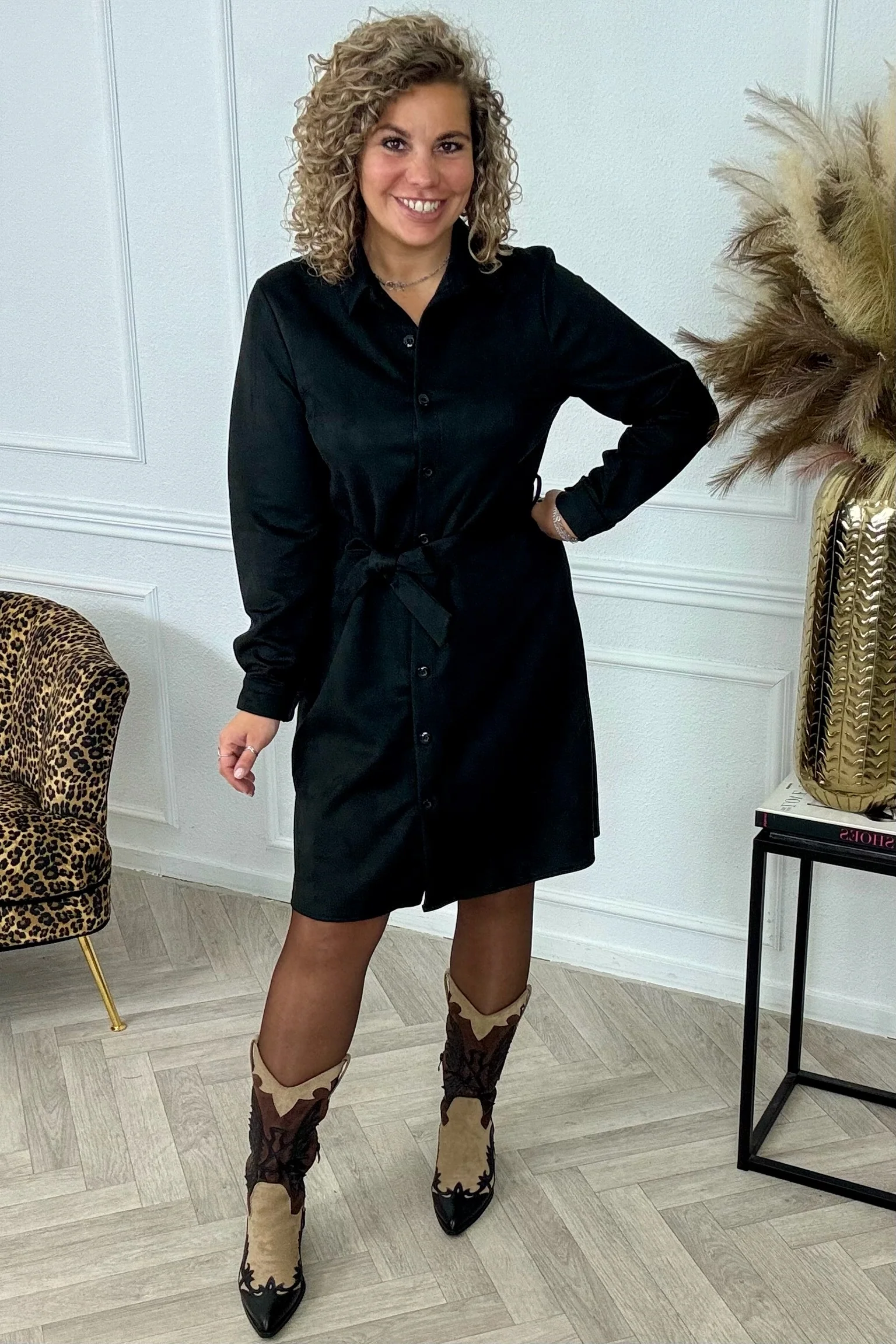 Suedine Strik Dress - Black