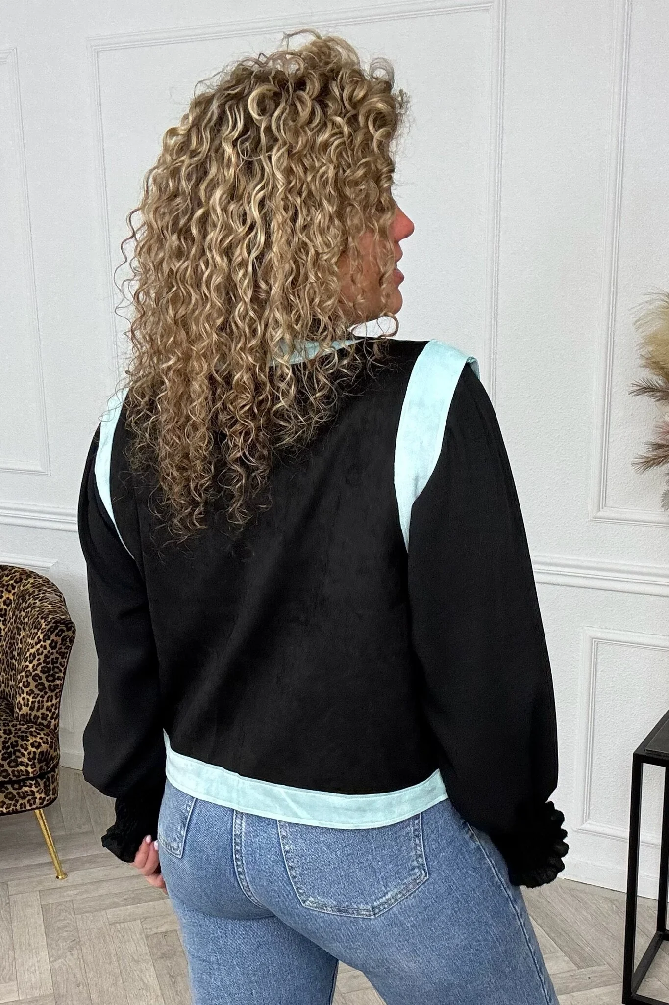Suedine Limited Edition Gilet - Light Blue/Black - Image 3