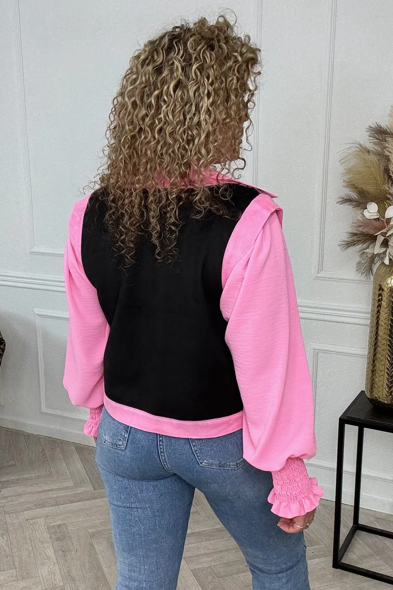 Suedine Limited Edition Gilet - Pink/Black - Image 2