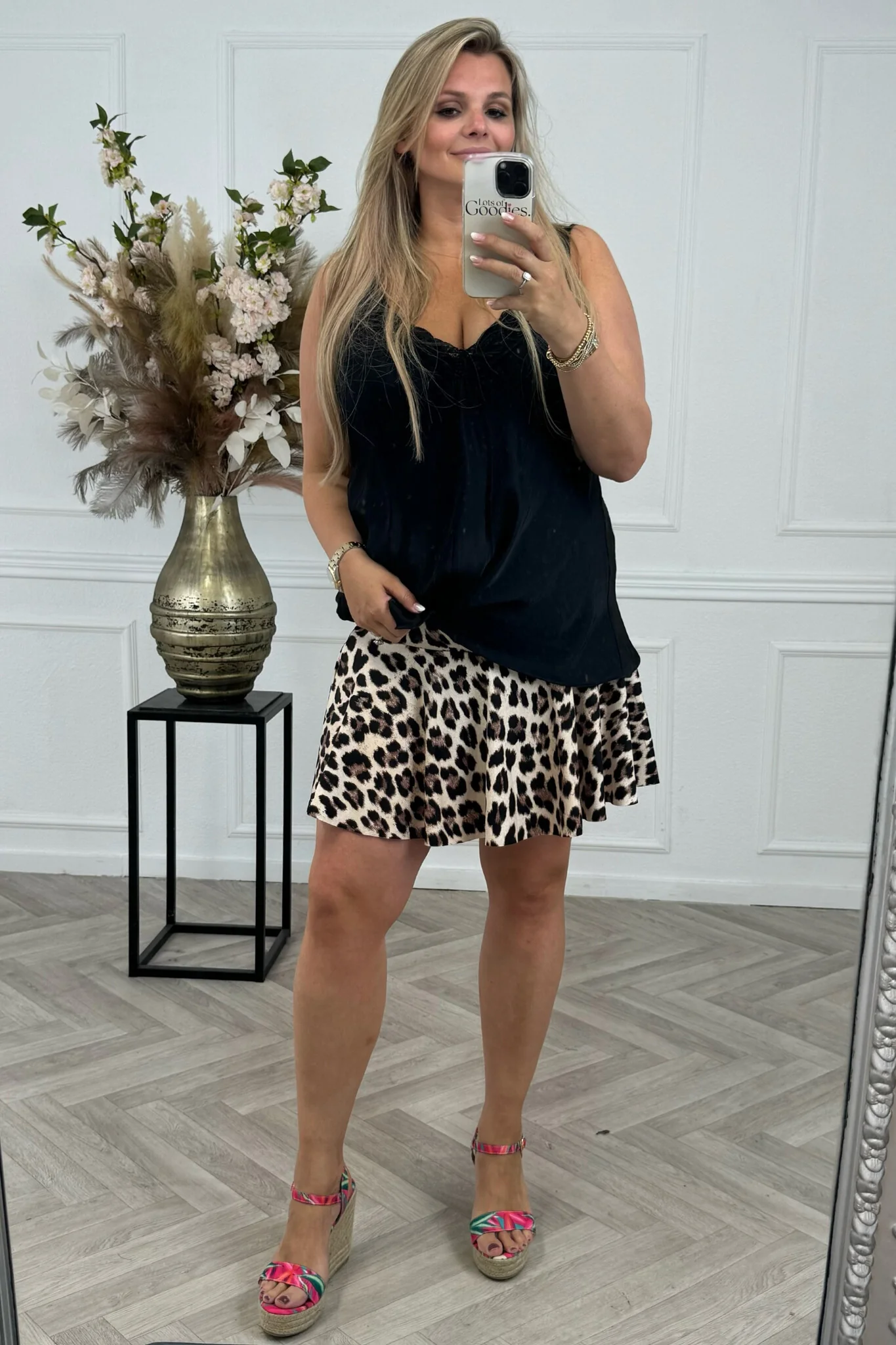 Travel Skort - Leopard - Image 5