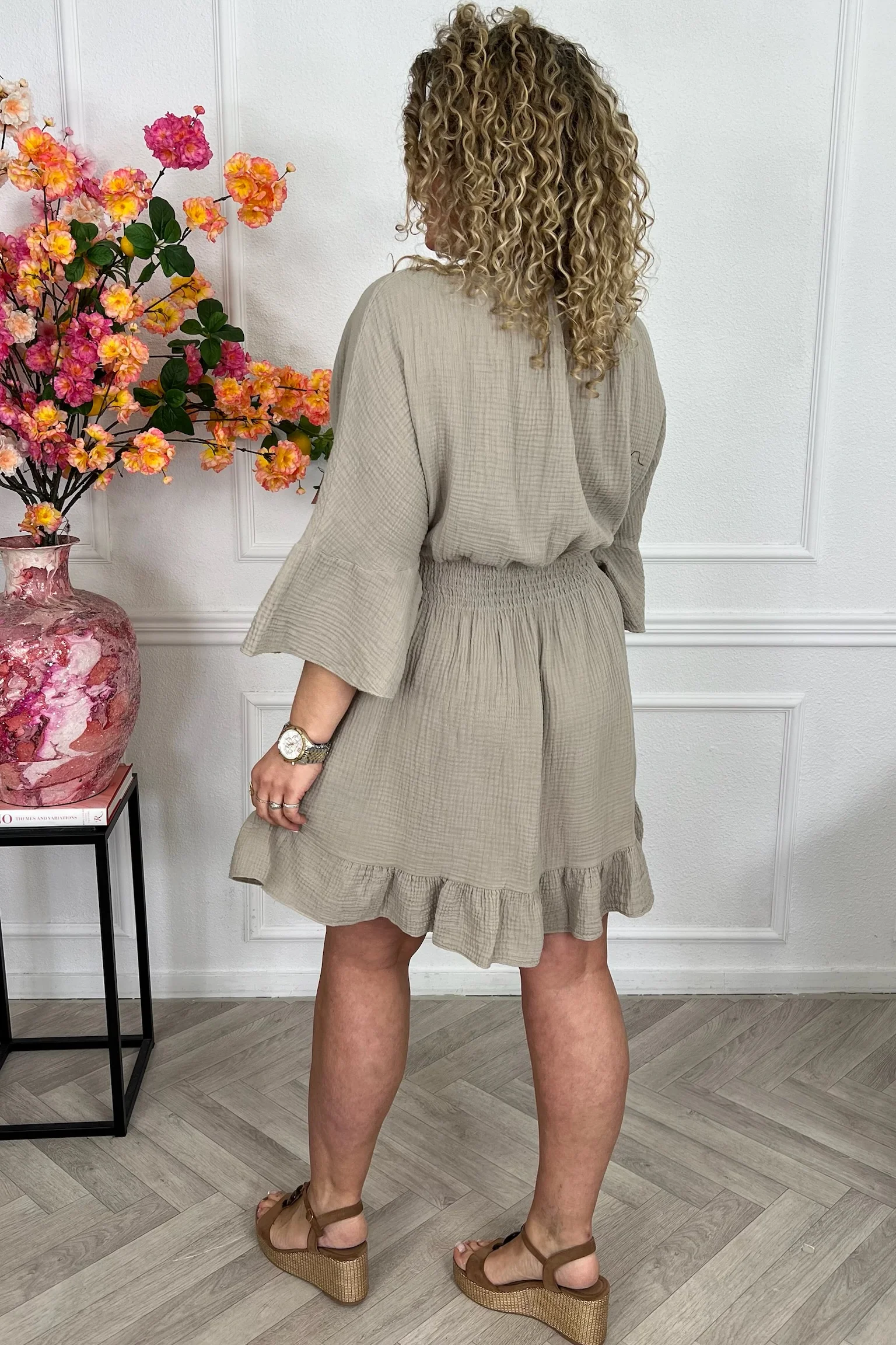 Valencia Mousseline Taille Dress - Taupe - Image 3