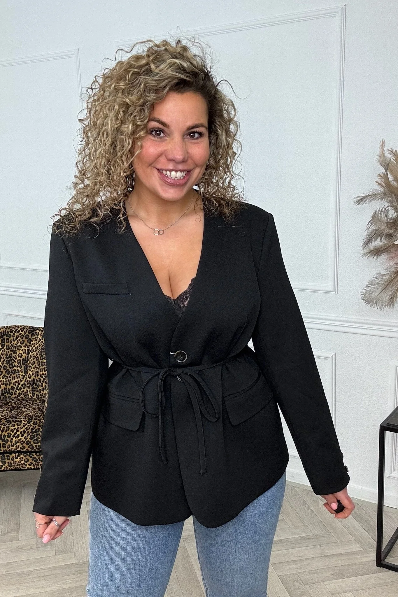 Veerle Blazer - Black - Image 2