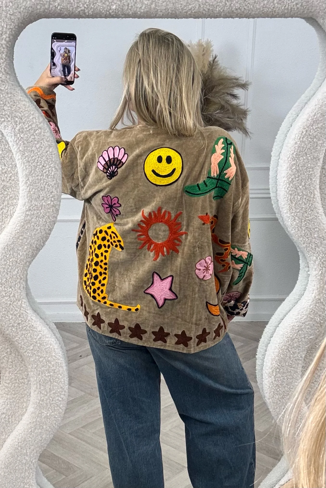 Velvet Embroidery Fleur Jacket - Beige - Image 4