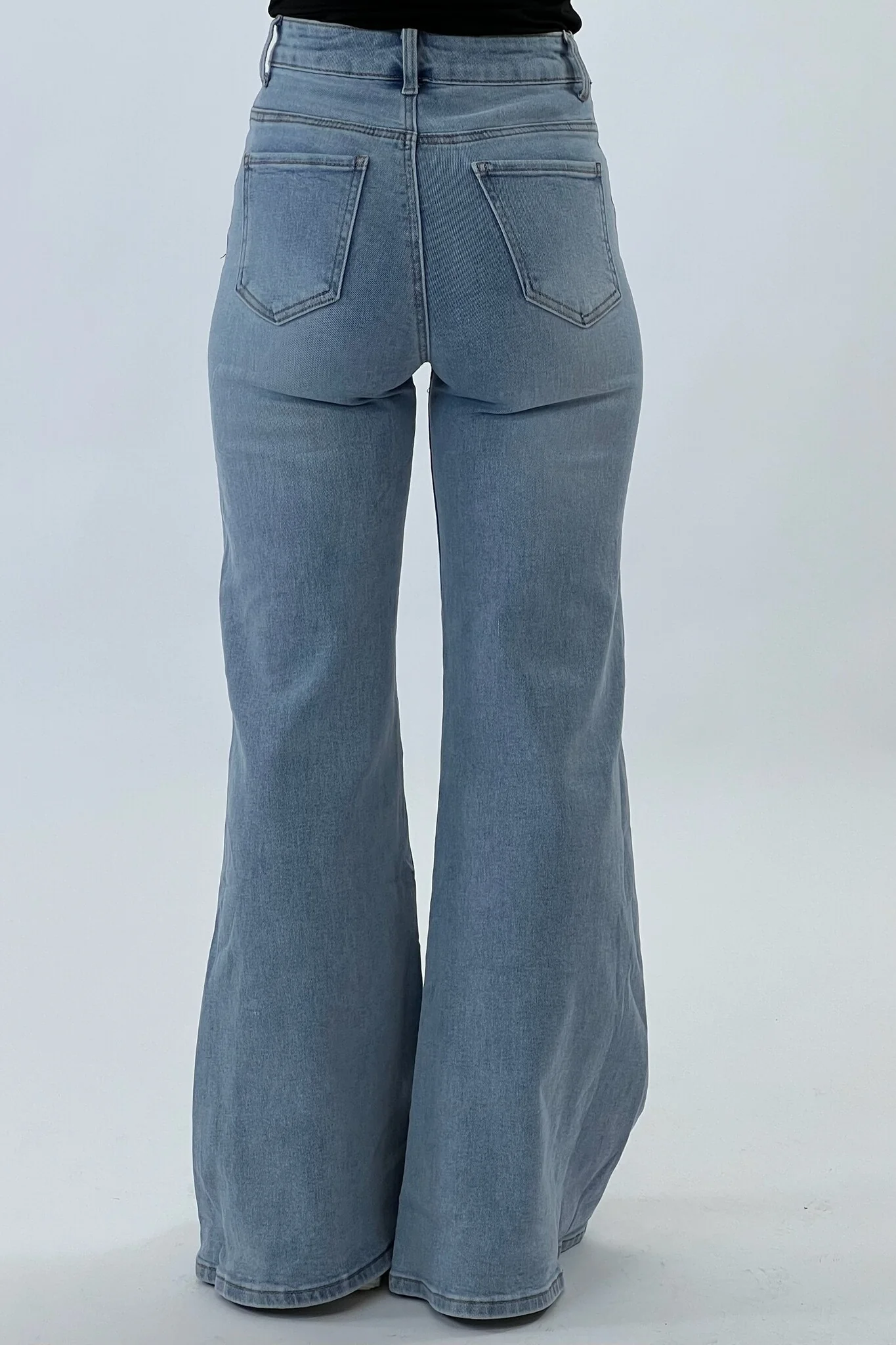 Wide Flared Jeans - Light Blue - Image 5