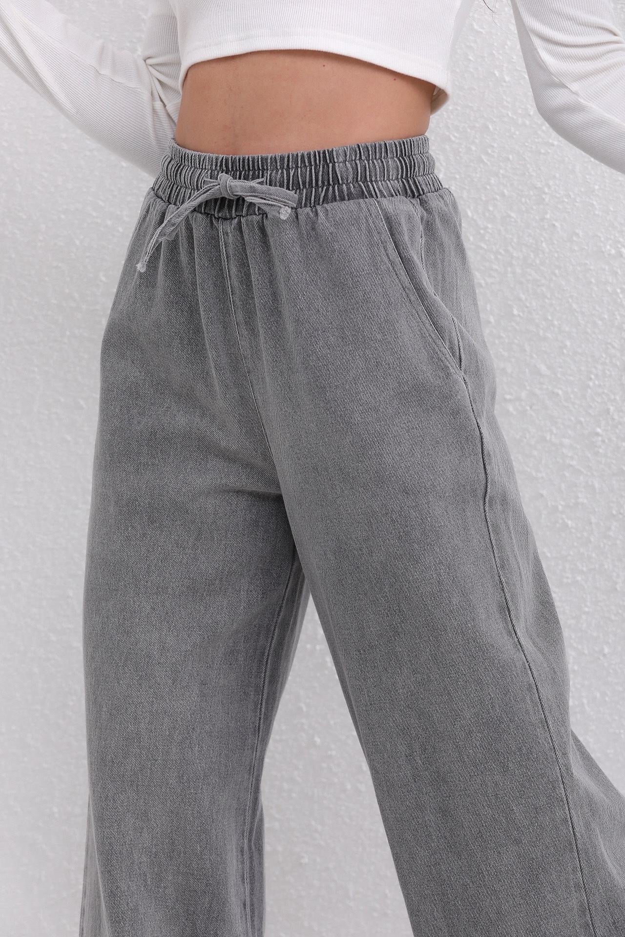 Wide Leg Bow Jeans - Grey - Image 3