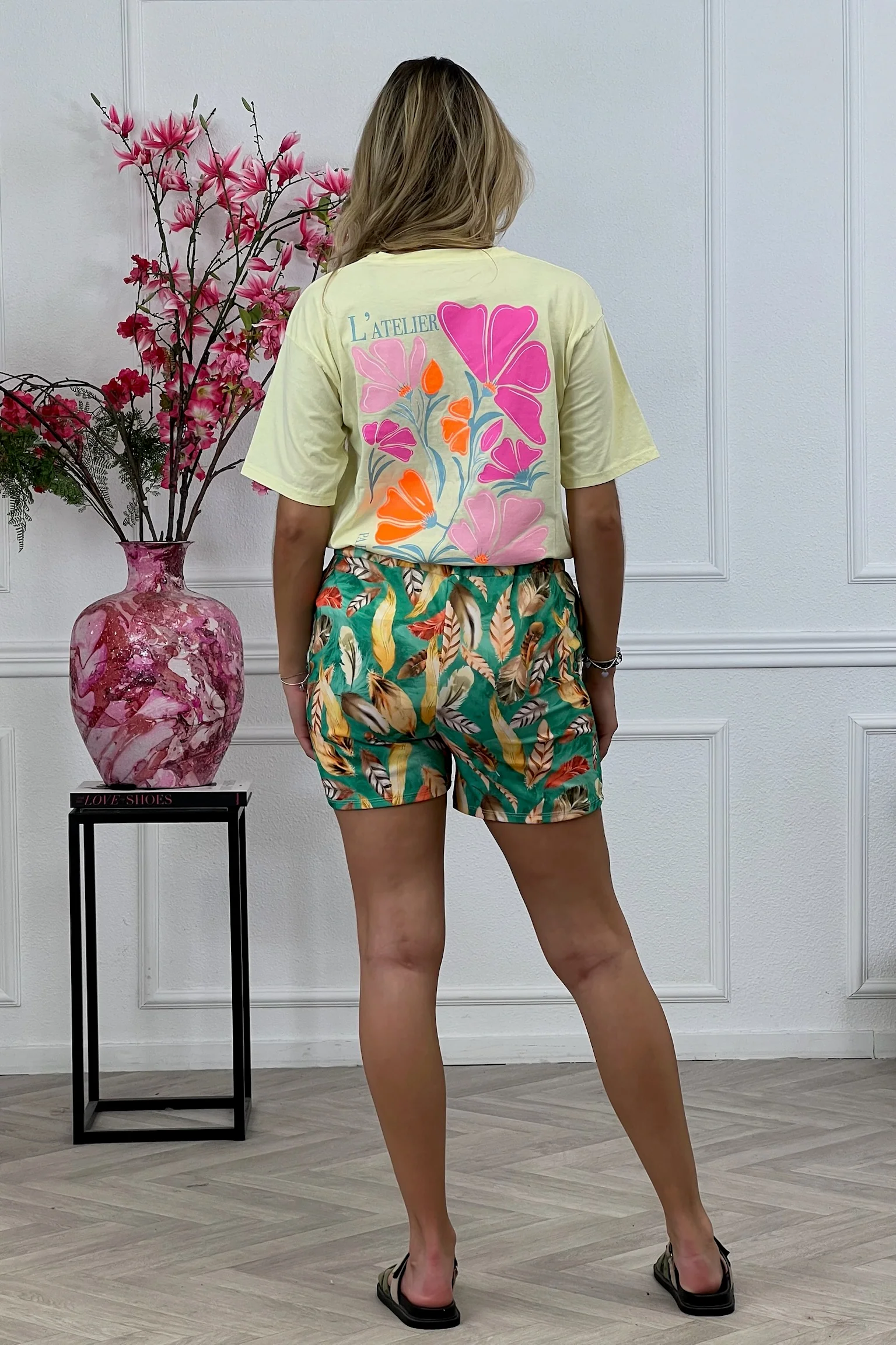Wonderful Print Short - Feather Green - Image 2
