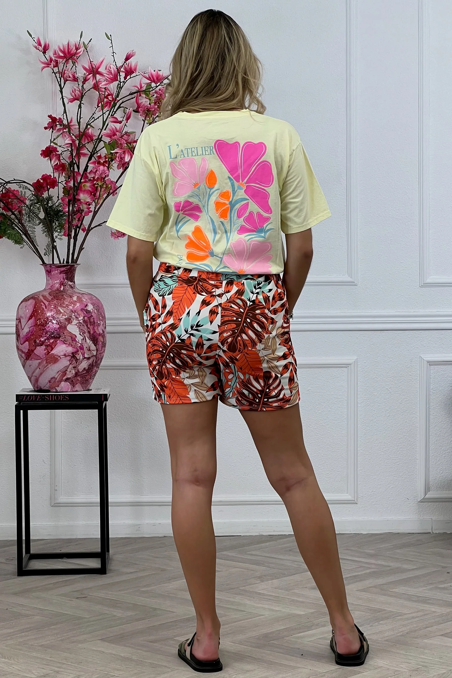 Wonderful Print Short - Leaves Orange - Image 2