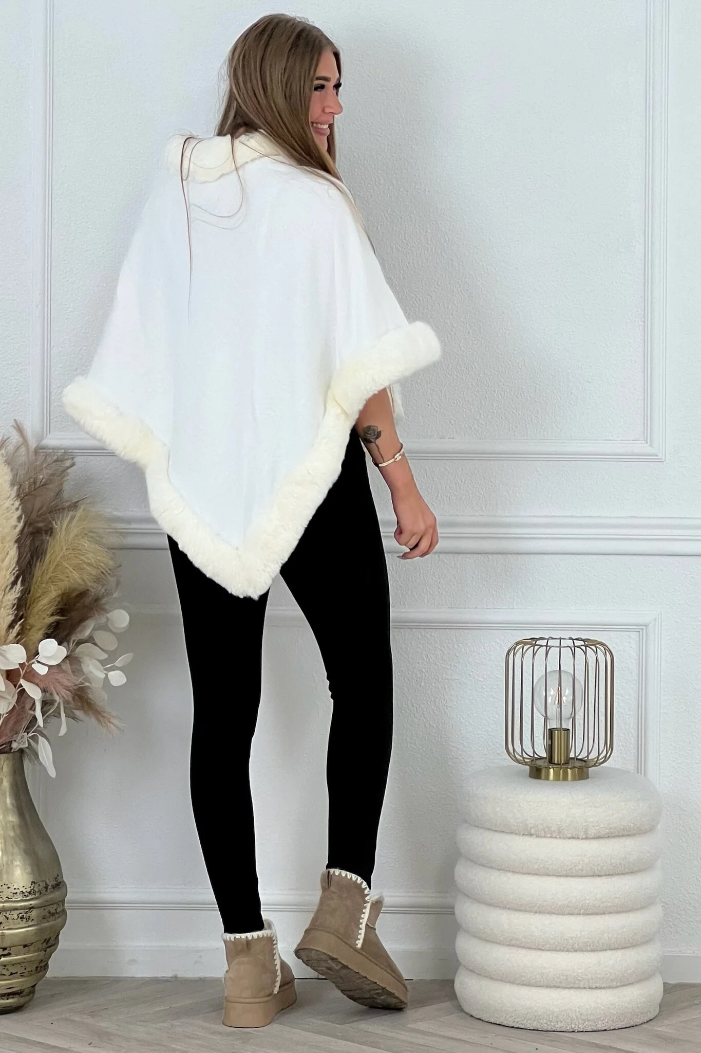 Wonderful Studs Poncho - White - Image 4